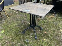 5 tafels – kavel bij VH Auctions