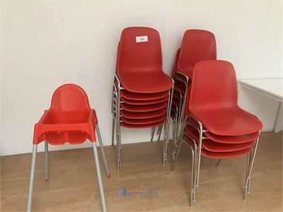 Plm 18 stoelen – kavel bij VH Auctions