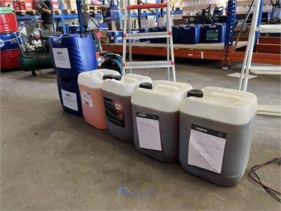 6 diverse bidons olie MOTUL / EUROL – kavel bij VH Auctions