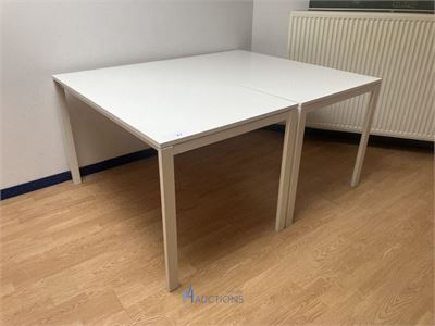 2 tafels elk – kavel bij VH Auctions