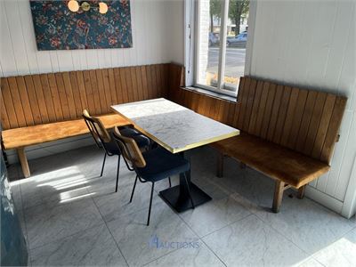 2 tafels en 2 stoelen – kavel bij VH Auctions