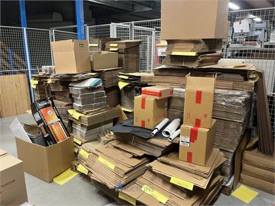 grote partij kartonnen verpakkingen – kavel bij VH Auctions