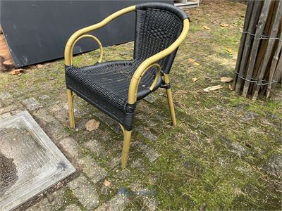 20 stoelen – kavel bij VH Auctions