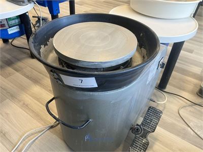 Pottenbakkersdraaischijf KAZEP ISZ – kavel bij VH Auctions