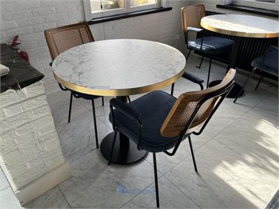 Horecatafel met 2 stoelen – kavel bij VH Auctions