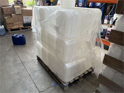 Plm 36 bidons / jerrycans – kavel bij VH Auctions