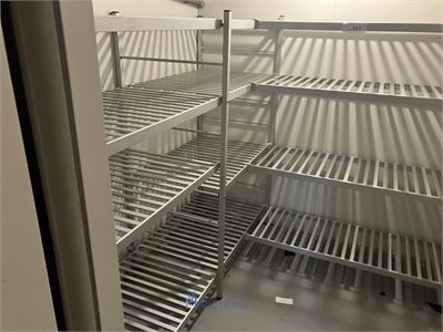Aluminium opbergrek – kavel bij VH Auctions