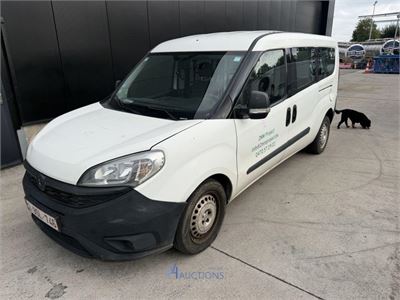 Fiat doblo - 2015 – kavel bij VH Auctions