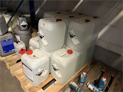 Plm 17 bidons NERTA ATC 100 - 20 L – kavel bij VH Auctions