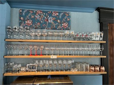Grote partij horeca- en drankglazen – kavel bij VH Auctions