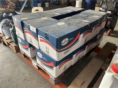 Partij grasmaaier- en gearboxolie EUROL – kavel bij VH Auctions