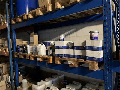 3 palletten diverse sprays, vetten en onderhoudsproducten – kavel bij VH Auctions