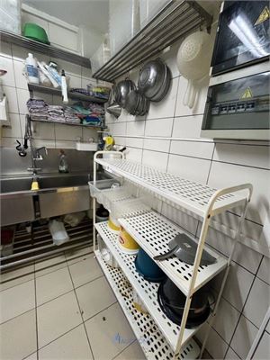 Partij rekken en wandleggers – kavel bij VH Auctions