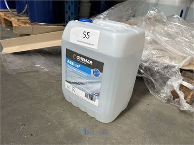 8 bidons AdBlue SYNMAR - 10 L – kavel bij VH Auctions