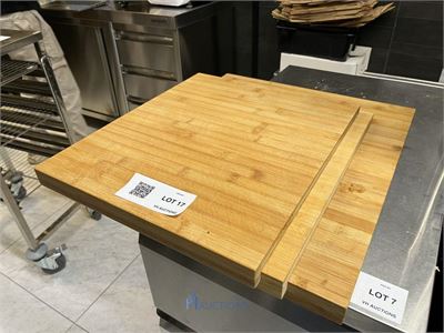 3 houten snijplanken – kavel bij VH Auctions