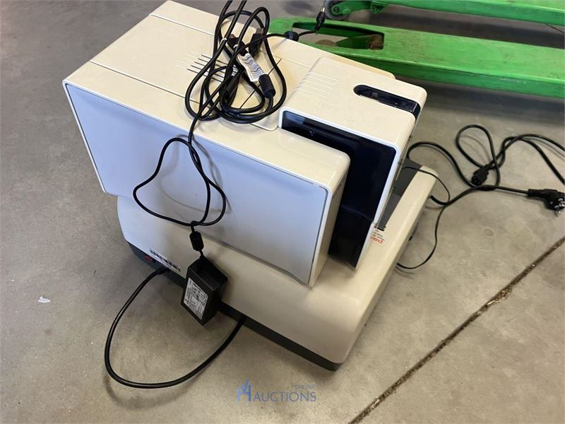 Partij kantoorapparatuur HP en toebehoren – kavel bij VH Auctions