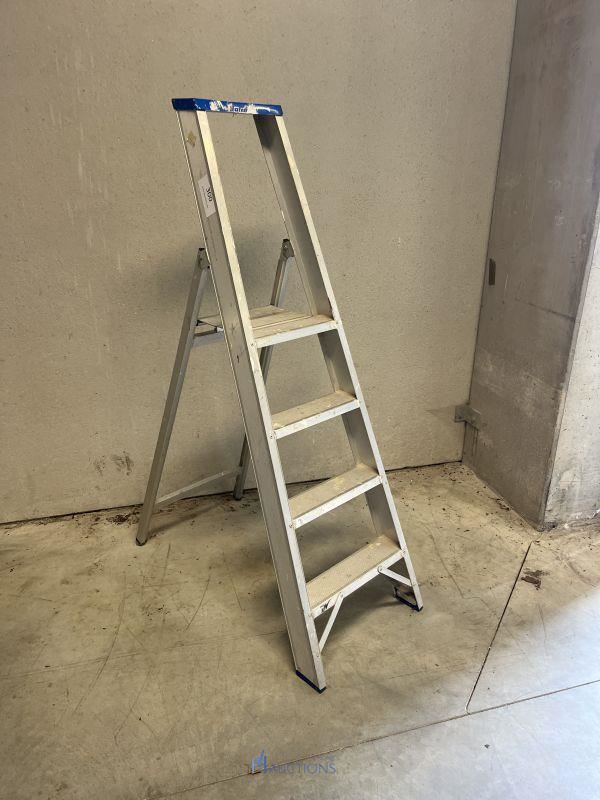 4-treden trapladder ALTREX – kavel bij VH Auctions