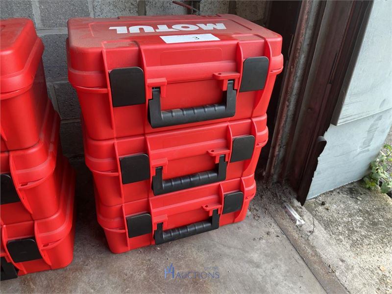 3 opbergkoffers MOTUL – kavel bij VH Auctions