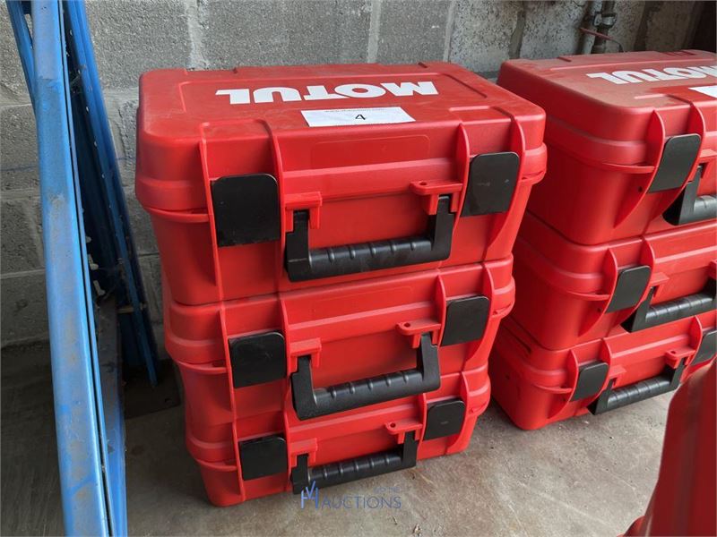 3 opbergkoffers MOTUL – kavel bij VH Auctions
