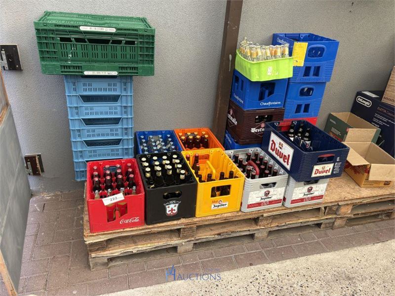 Partij bakken, leeggoed en dranken – kavel bij VH Auctions
