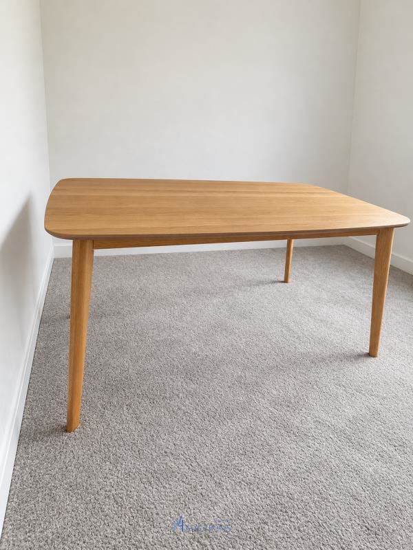 Jysk houten tafel – 150 × 90 cm – kavel bij VH Auctions