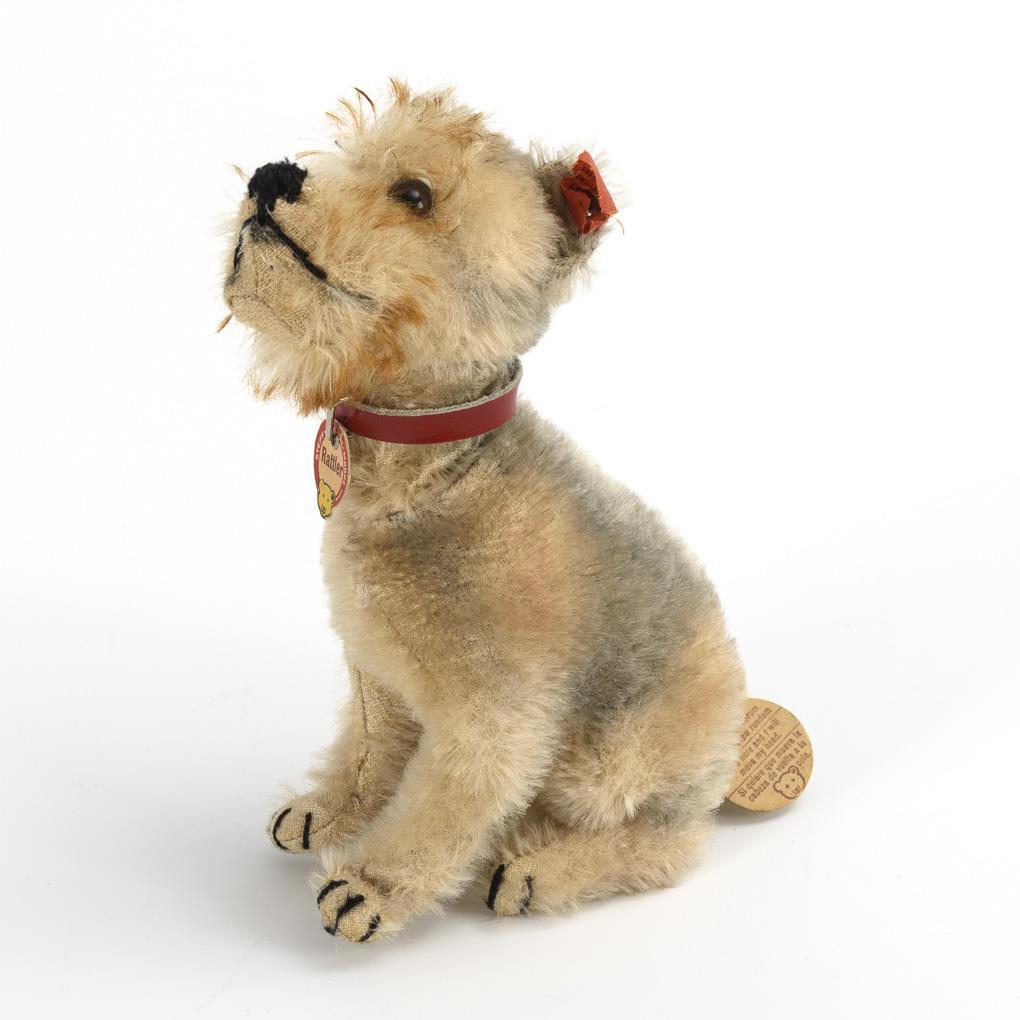 Steiff outlet rattler dog