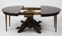 Runder Mahagoni-Tisch mit 4 Jagdhunden